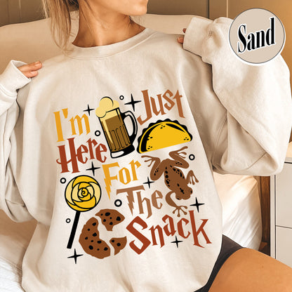 Im Just Here For The Snacks Sweatshirts, Im Just Here For The Snacks, Wizard Graphic, Wizard Sweatshirt, Hp Fan Gift, Theme Park Sweatshirt