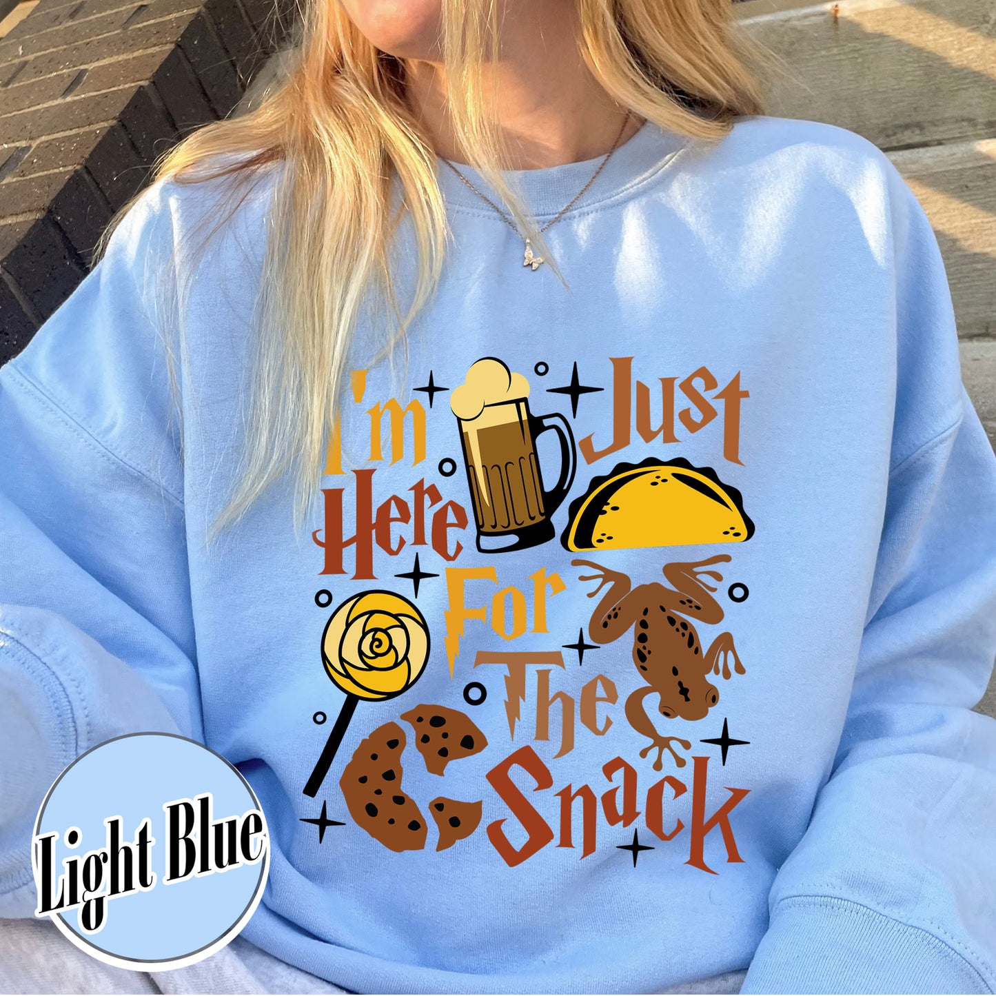 Im Just Here For The Snacks Sweatshirts, Im Just Here For The Snacks, Wizard Graphic, Wizard Sweatshirt, Hp Fan Gift, Theme Park Sweatshirt