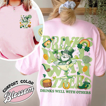 St Patrick’s Day Comfort Color Shirt, Drinks Well With Others Shirt, Leprechaun Martini Cocktail Patty’s Day Shirt