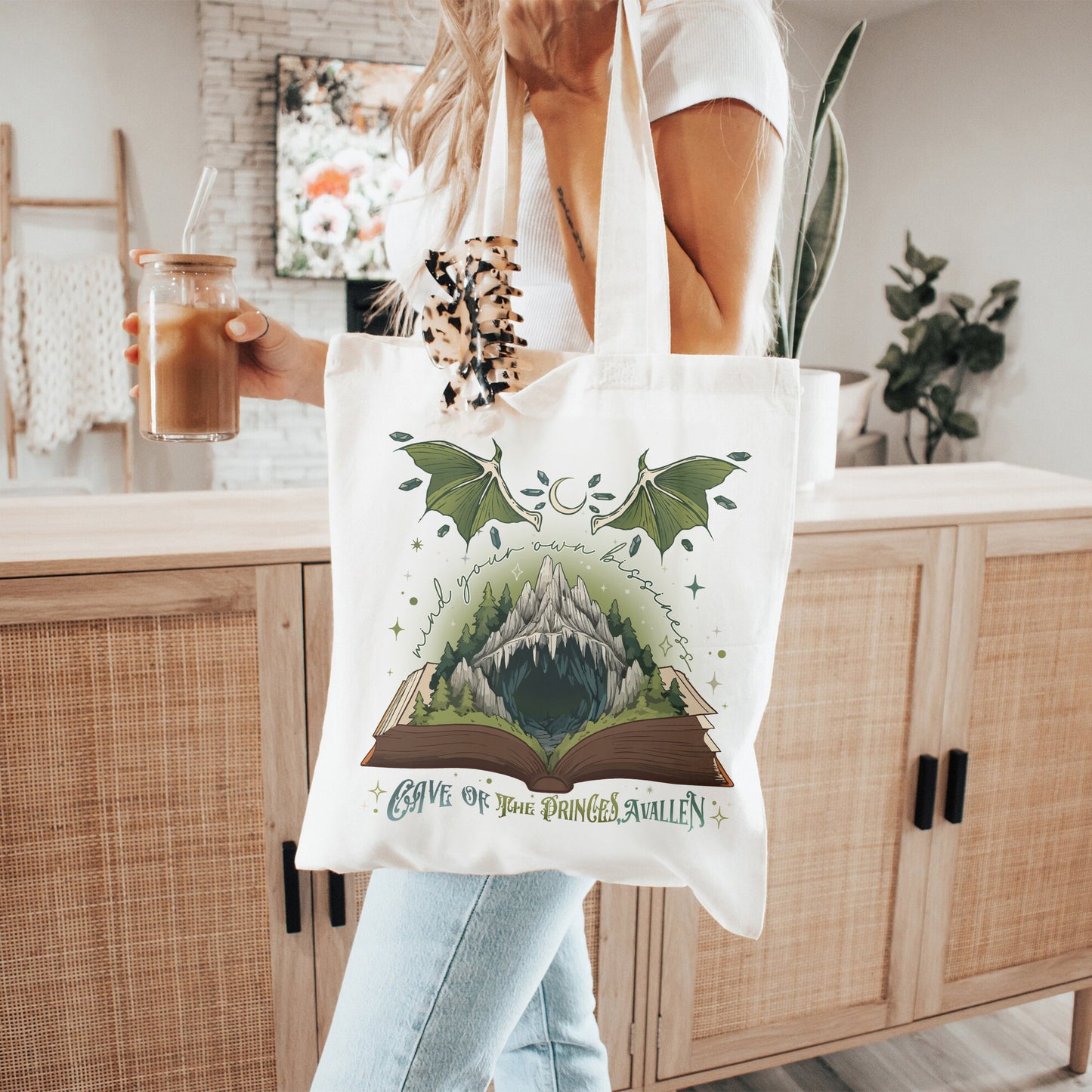 Team Caves Crescent City, House of Flame and Shadow Merch, House of Flame and Shadow Bag, Read Books Stay Weird, Book Lover Bag,, Bookish Gift