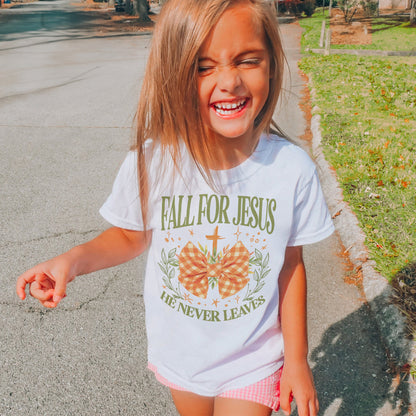 Fall For Jesus: Christian Faith, He Never Leaves Autumn Praise Youth Tshirt